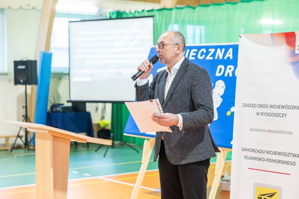 Opening of the modernized Regional Road No. 563, photo by Szymon Zdziebło / tarantoga.pl for the UMWKP