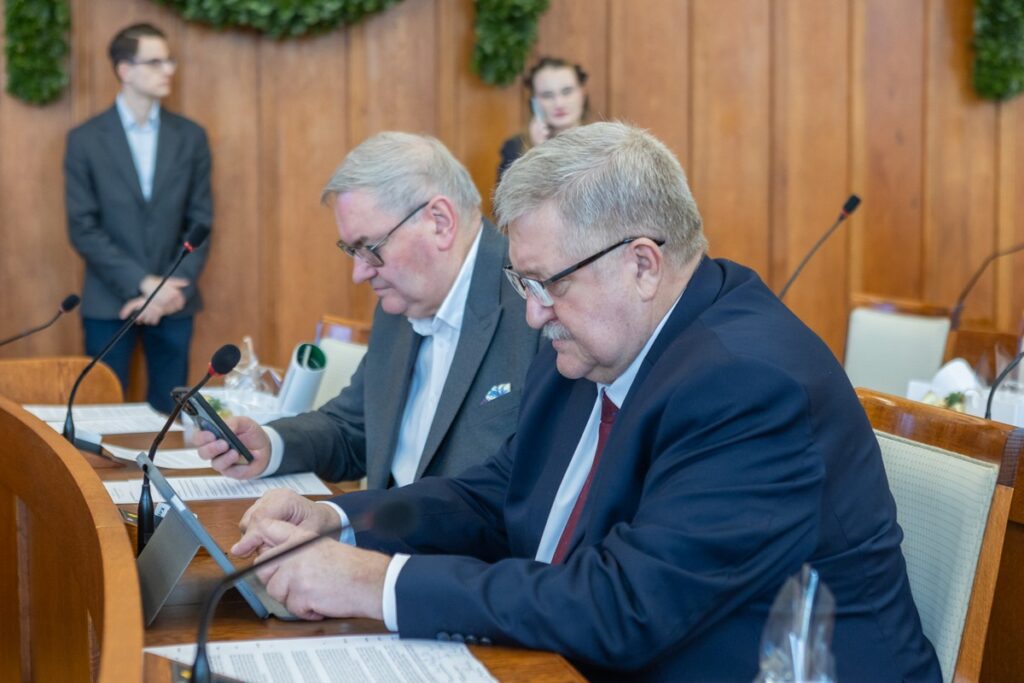 Sesja budżetowa sejmiku województwa, 19 grudnia 2025, fot. Mikołaj Kuras dla UMWKP