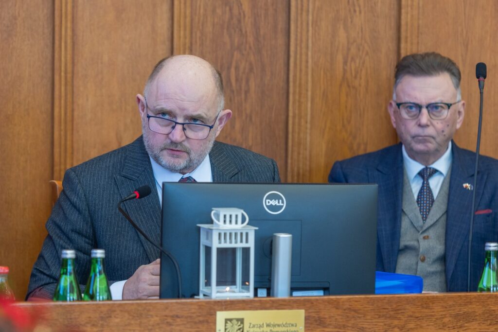 Sesja budżetowa sejmiku województwa, 19 grudnia 2025, fot. Mikołaj Kuras dla UMWKP