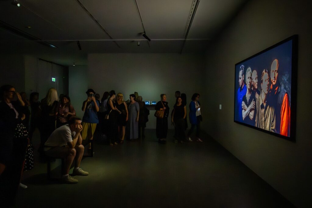 Wystawa Bill Viola: Wizje czasu, fot. Szymon Zdziebło/tarantoga.pl dla UMWKP