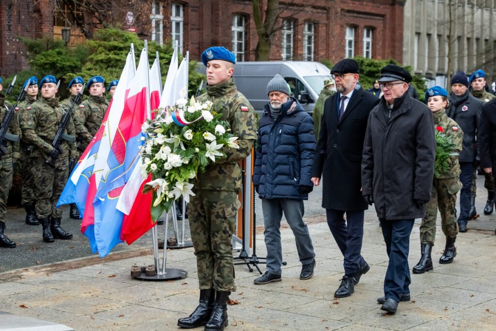 Obchody 107. rocznicy wybuchu Powstania Wielkopolskiego w Bydgoszczy, fot. Tomasz Czachorowski/eventphoto.com.pl