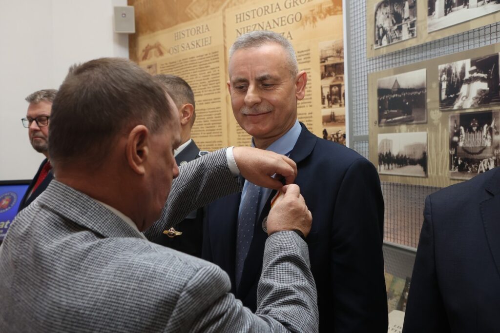 Uroczystość upamiętniająca 100. Rocznicę Powstania Grobu Nieznanego Żołnierza, fot. Dowództwo Garnizonu Warszawa