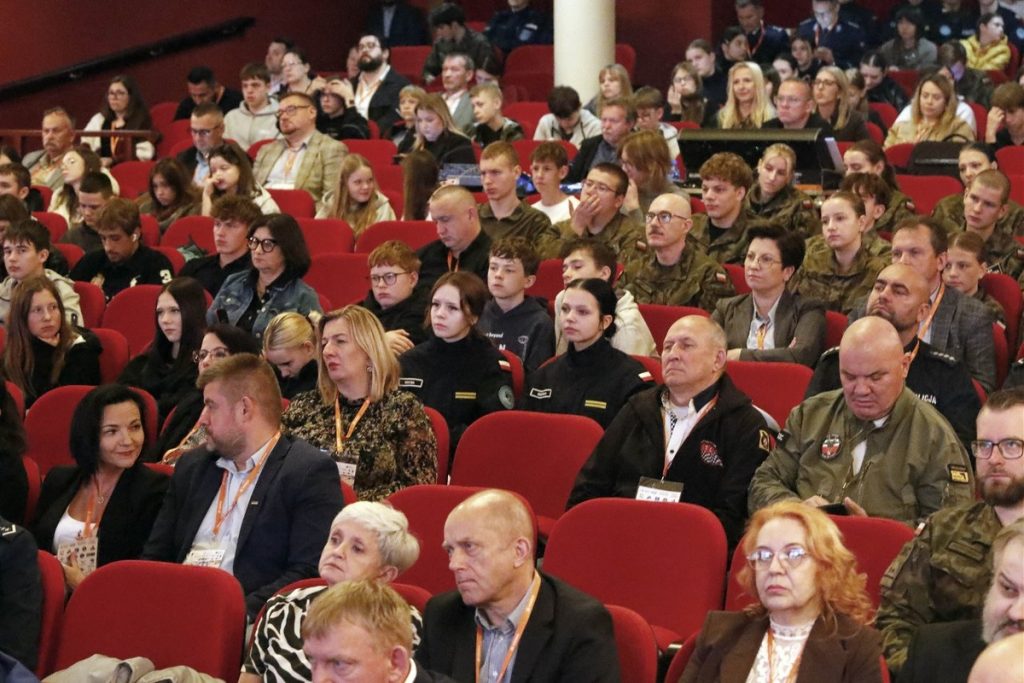 VI Kujawsko-Pomorskie Sympozjum Bezpieczeństwa Ruchu Drogowego, Ratownictwa Medycznego i Ochrony Ludności, fot. Gazeta Pomorska