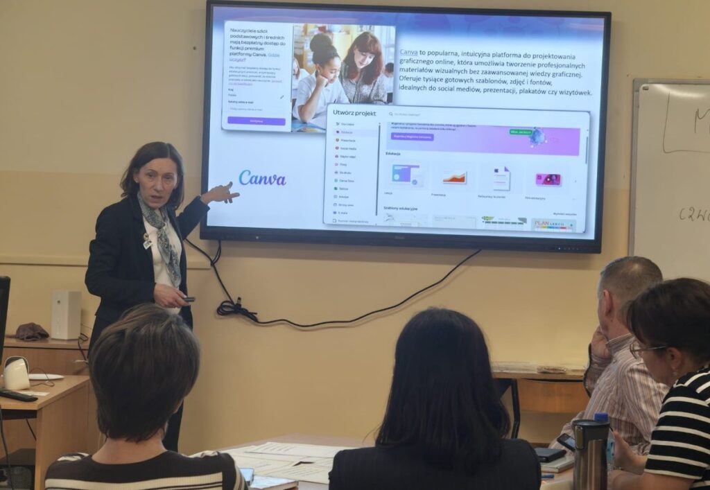 Uczestnicy projektu podczas szkolenia, fot. K. Bagniewska, J. Prud