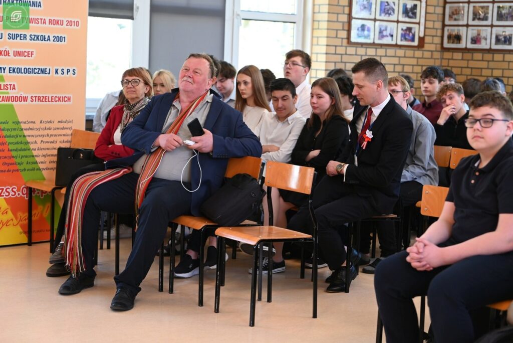Uczestnicy debaty "Oceńmy historię: Zakon Krzyżacki w Polsce", fot. Zespół Szkół Samochodowych im. Tadeusza Kościuszki we Włocławku