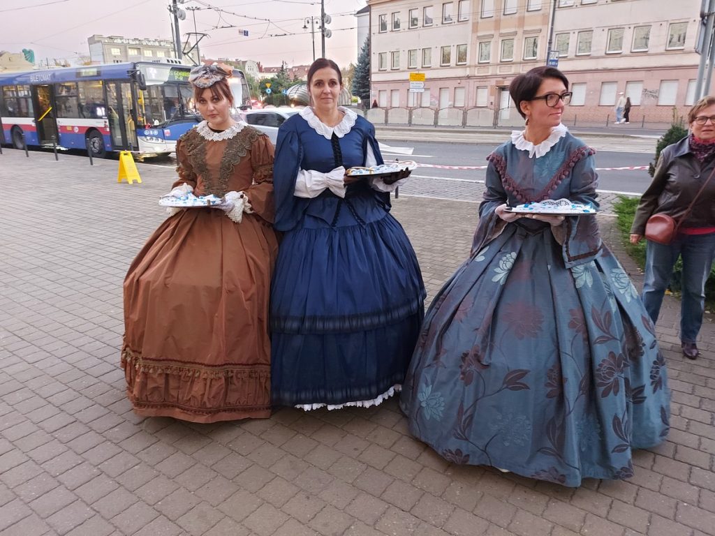 Panny Łęckie zapraszają na uroczystość