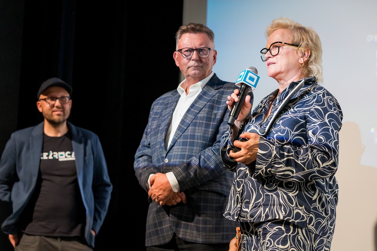 Katarzyna Figura z Nagrodą Filmową Marszałka Województwa, fot Tomasz Czachorowski