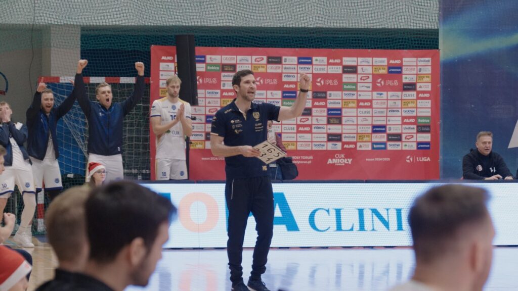 A still from the documentary series Angels from Toruń, photo: Splot Media