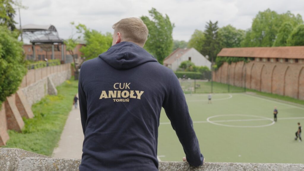 A still from the documentary series Angels from Toruń, photo: Splot Media