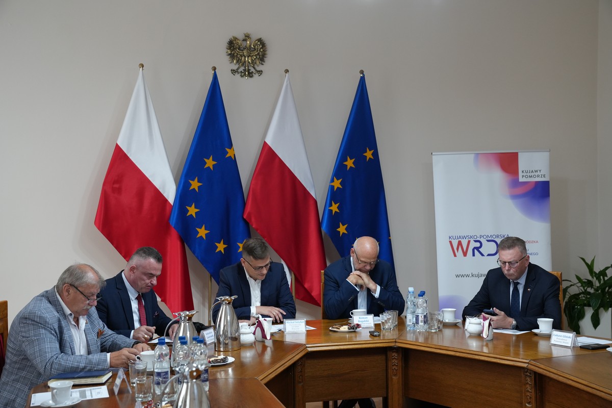 Członkowie Prezydium K-P WRDS podczas posiedzenia w dniu 04.09.2026 r., fot. Kujawsko-Pomorski Urząd Wojewódzki