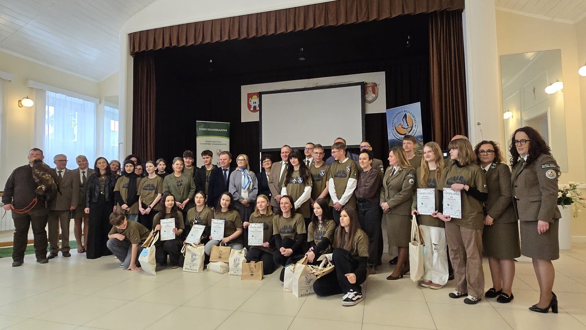 Uczestnicy etapu wojewódzkiego konkursu „Poznajemy Parki Krajobrazowe Polski” fot. Emilia Gołąb