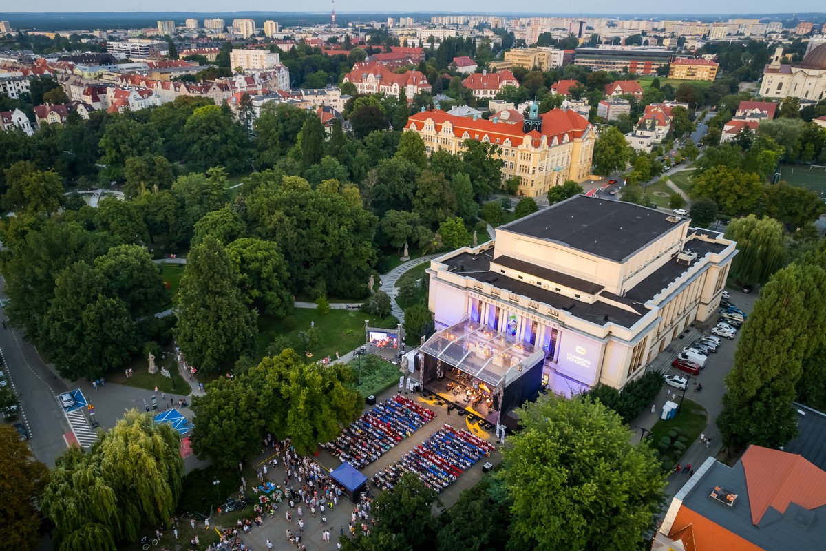 Filharmonia Pomorska z lotu ptaka, fot. Tomasz Czachorowski/eventphoto dla UMWKP