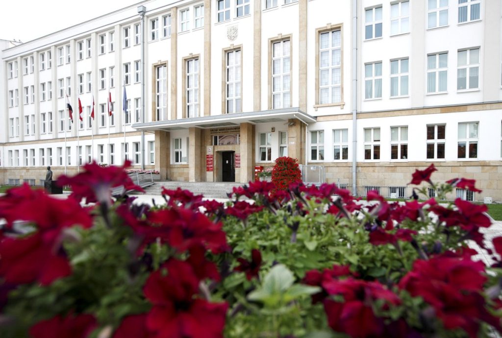 Budynek urzędu marszałkowskiego od frontu