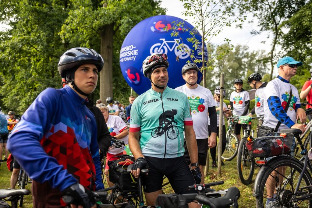 Uczestnicy eskapady rowerowej podczas dożynek w Rypinie 2026