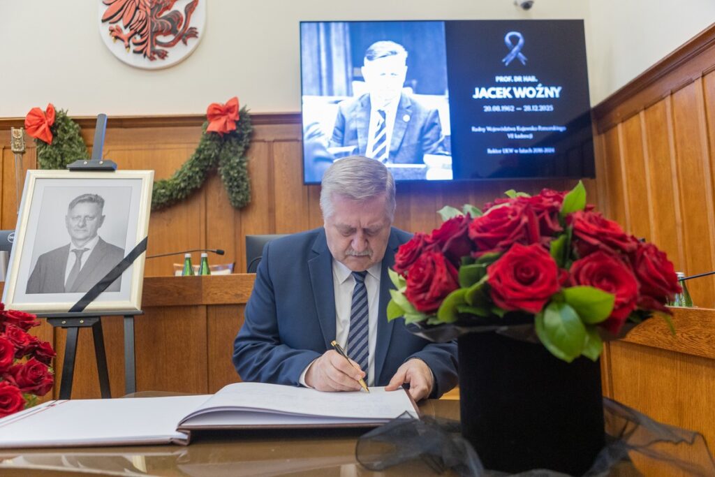 Pożegnanie prof. Jacka Woźnego, fot. Mikołaj Kuras dla UMWKP