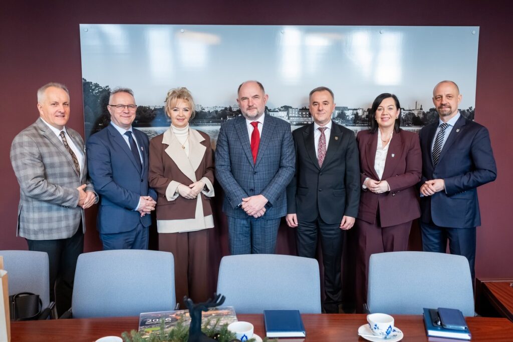 Wizyta marszałka w Sępólnie Krajeńskim, fot. Tomasz Czachorowski eventphoto.com.pl dla UMWKP