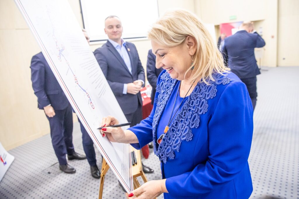 Konferencja ws. budowy drogi S15, fot. Andrzej Goiński/UMWKP