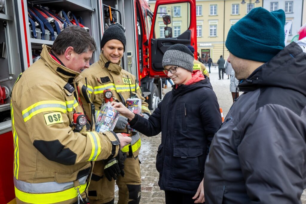 The Grand Finale of the Great Orchestra of Christmas Charity in Bydgoszcz: photo by Tomasz Czachorowski/eventphoto.com.pl for the UMWKP