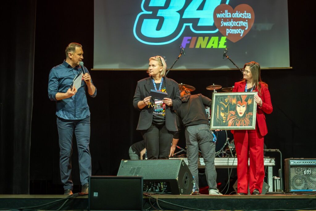 The Grand Finale of the Great Orchestra of Christmas Charity in Inowrocław: photo by Szymon Zdziebło/tarantoga.pl for the UMWKP