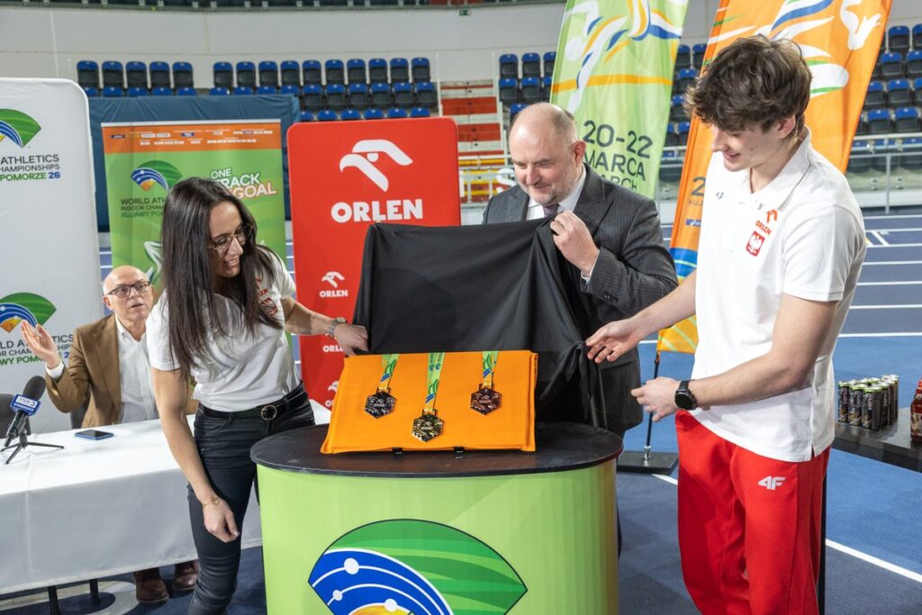 Presentation of the IWC Kujawsko-Pomorskie 26 medals, photo by Mikołaj Kuras for UMWKP