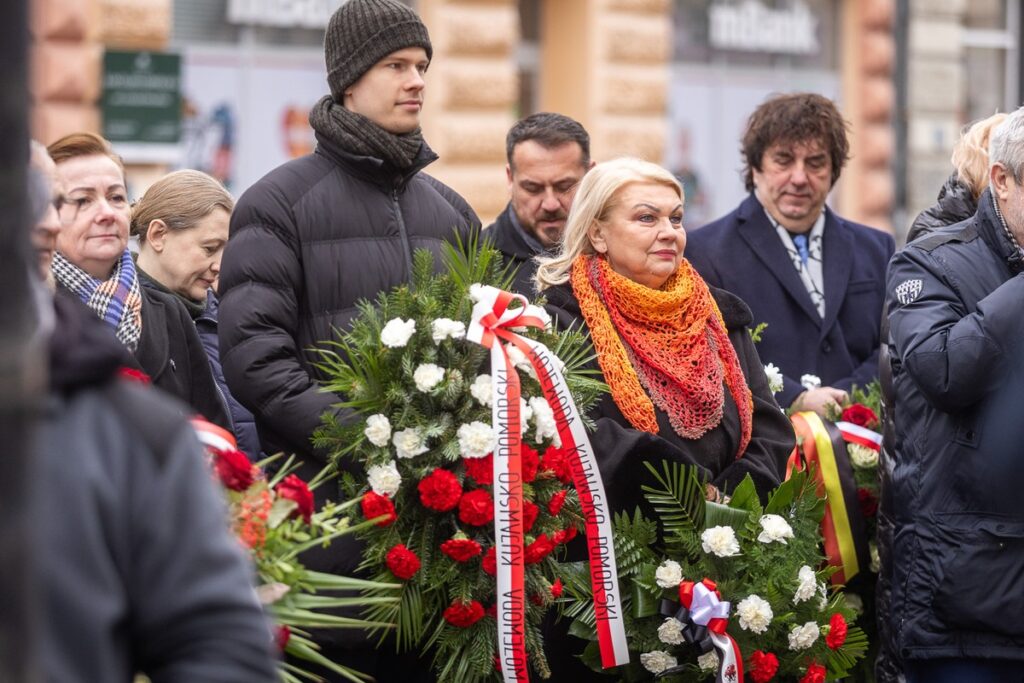 Commemoration of the 42nd anniversary of the death of Piotr Bartoszcze, photo by Szymon Zdziebło / tarantoga.pl for UMWKP