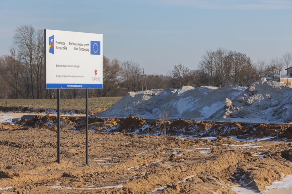 Construction of the Mogilno bypass, photo by Mikołaj Kuras for the UMWKP
