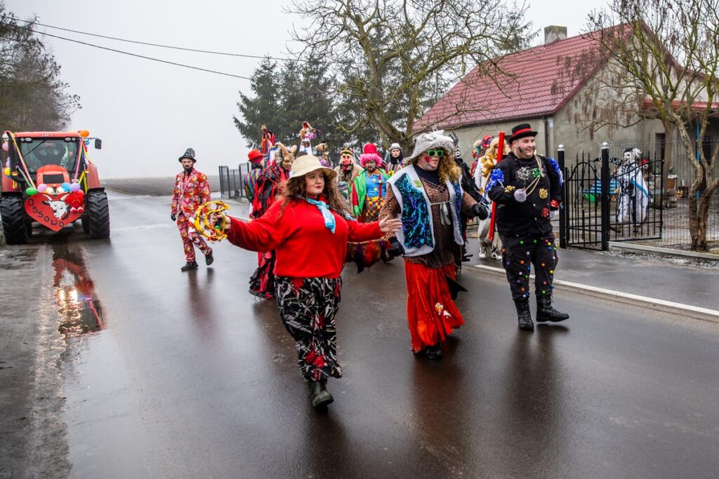 Grupa zapustna z Ossowa w akcji, fot. Andrzej Goiński/UMWKP