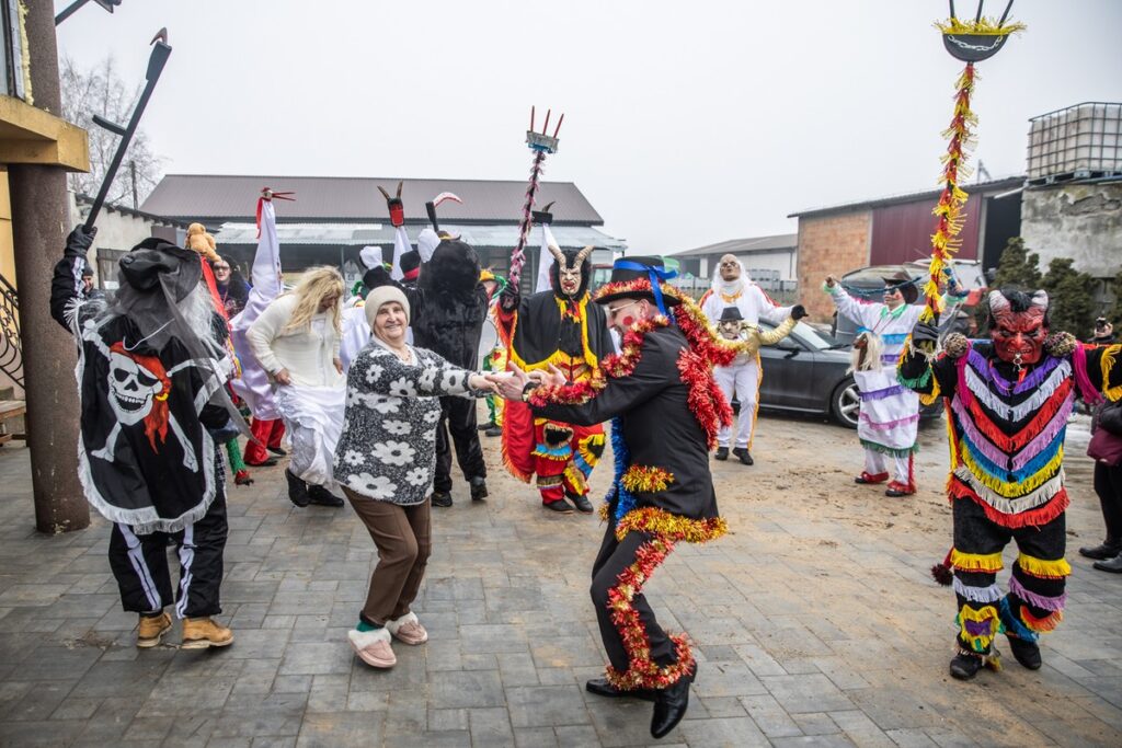 Grupa zapustna ze Świętosława w akcji, fot. Andrzej Goiński/UMWKP