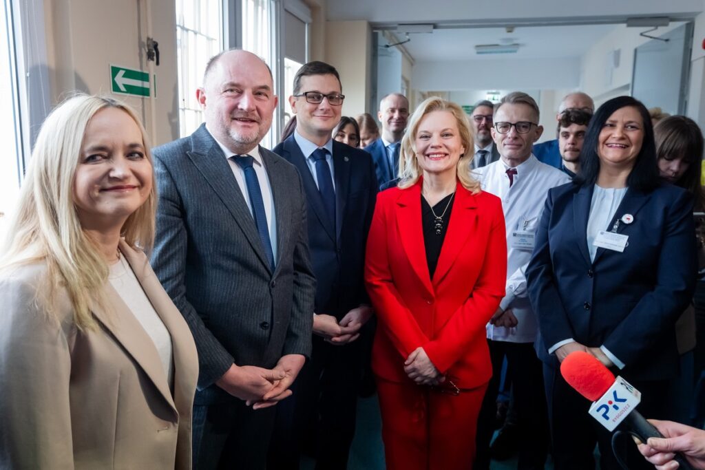 Opening ceremony of the modernized Neurological Intensive Care Unit at Biziel Hospital, photo by Tomasz Czachorowski / eventphoto for the UMWKP