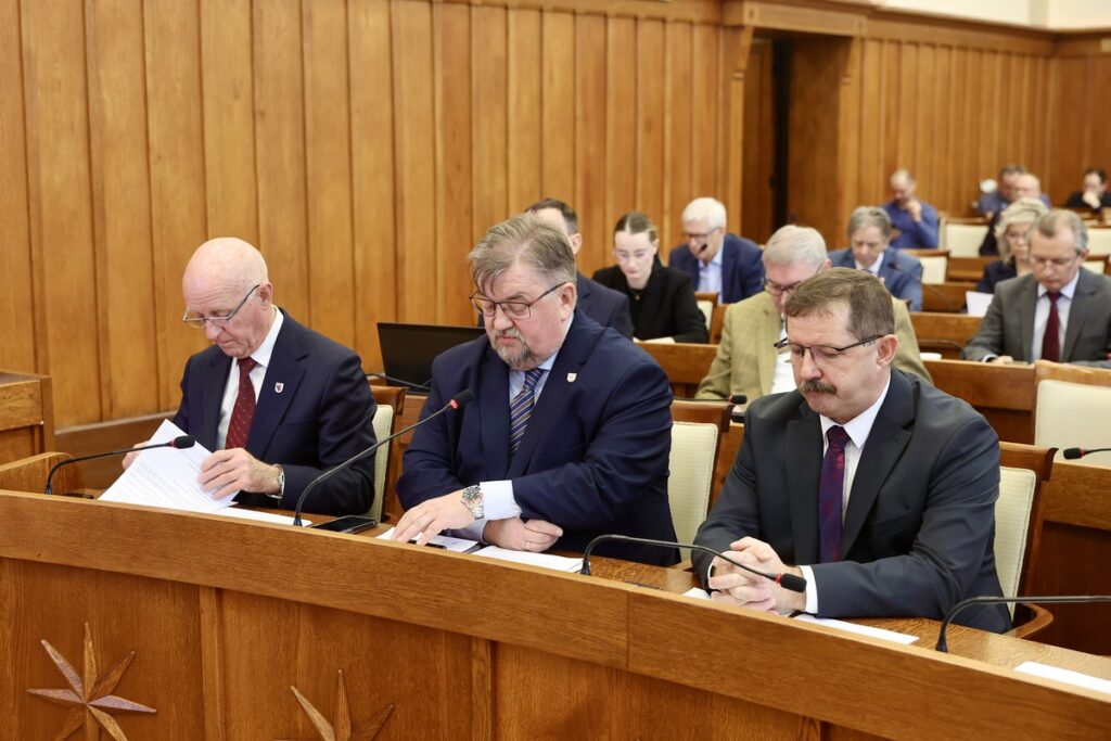 Sesja sejmiku województwa 23 lutego 2026, fot. Andrzej Goiński/UMWKP