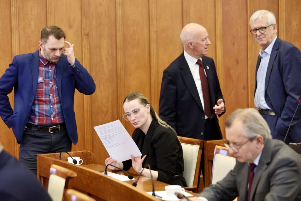 Sesja sejmiku województwa 23 lutego 2026, fot. Andrzej Goiński/UMWKP