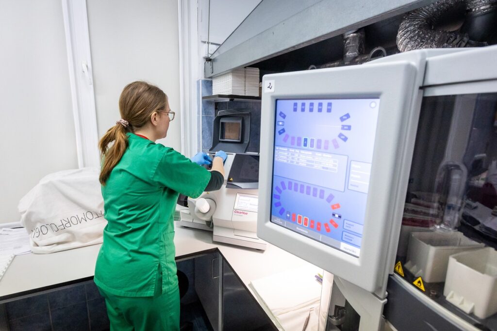 New equipment in the Department of Pathomorphology at the Pulmonology Centre, photo by Tomasz Czachorowski / eventphoto for the UMWKP