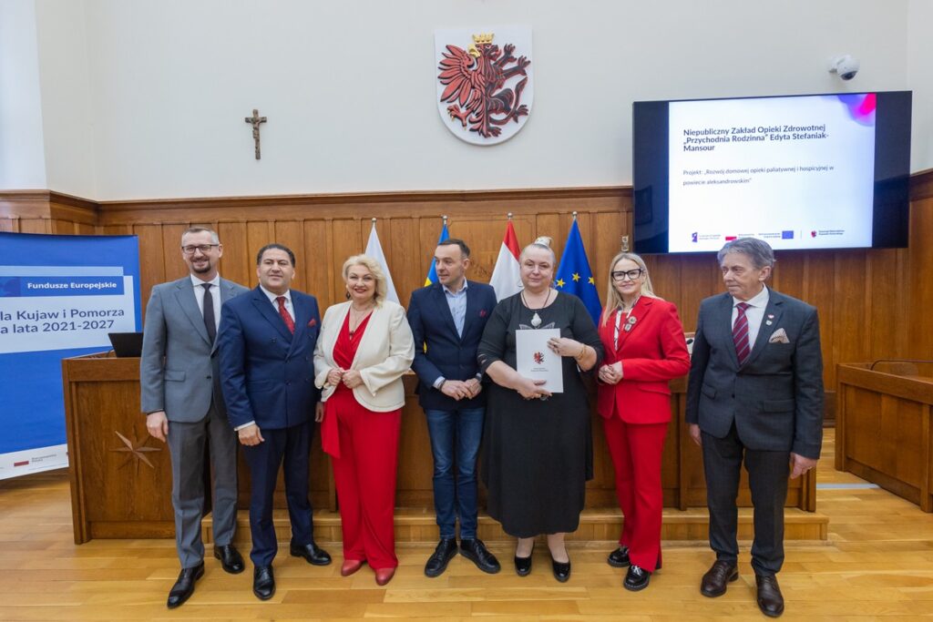 Uroczystość przekazania umów FEdKP, 25 lutego 2025, fot. Mikołaj Kuras dla UMWKP