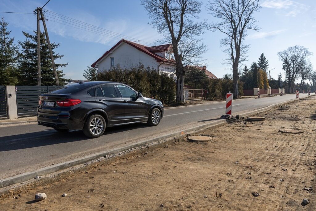 Modernizacja DW 268 Brzezie- Brześć Kujawski, fot. Szymon Zdziebło/tarantoga.pl dla UMWKP