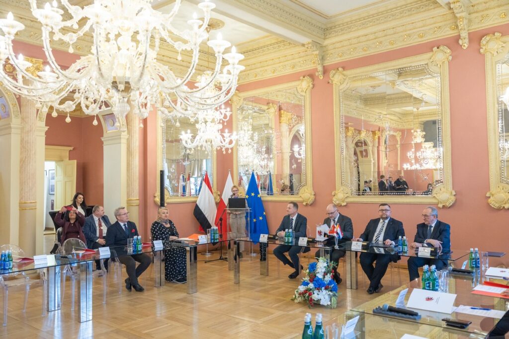 Cztery regiony wspólnie na rzecz S15, spotkanie marszałków w Toruniu fot. Mikołaj Kuras dla UMWKP