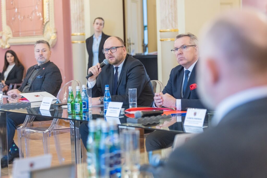 Cztery regiony wspólnie na rzecz S15, spotkanie marszałków w Toruniu fot. Mikołaj Kuras dla UMWKP