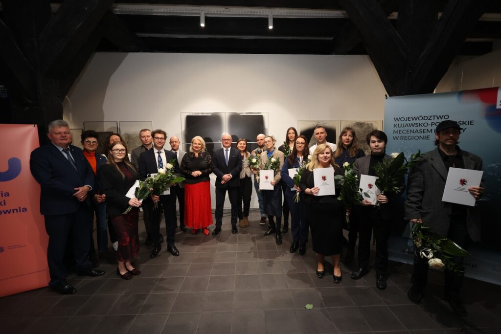 Wręczenie stypendiów artystycznych, fot. Mikołaj Kuras dla UMWKP