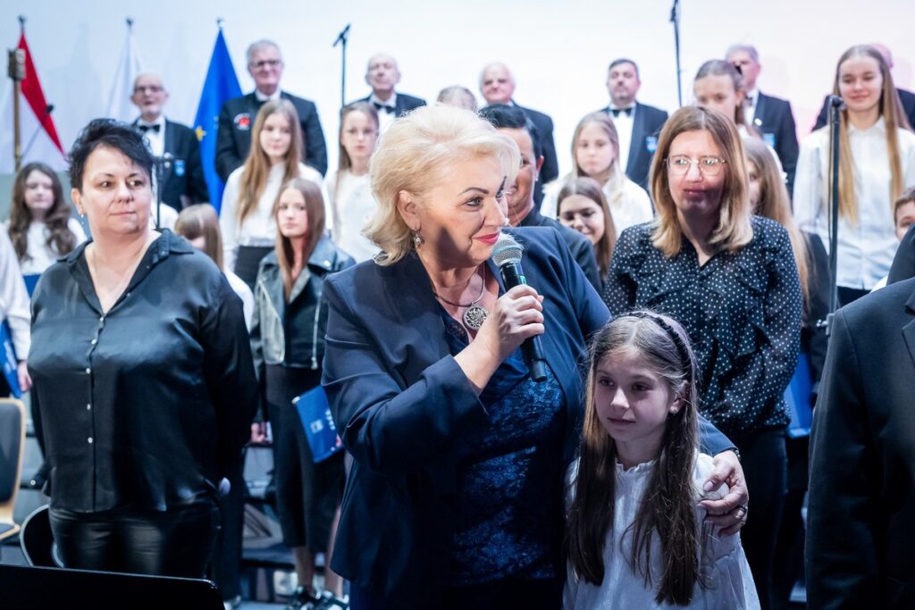 Uroczysta sesja sejmiku województwa, fot. Tomasz Czachorowski/eventphoto dla UMWKP