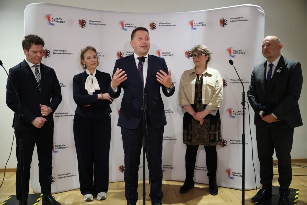 Press briefing before the seminar CoR NAT Commission in Toruń, photo by Mikołaj Kuras for UMWKP