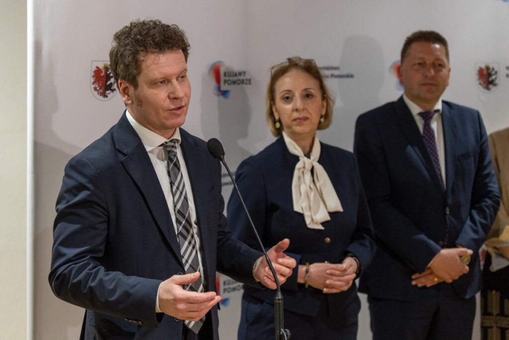 Press briefing before the seminar CoR NAT Commission in Toruń, photo by Mikołaj Kuras for UMWKP