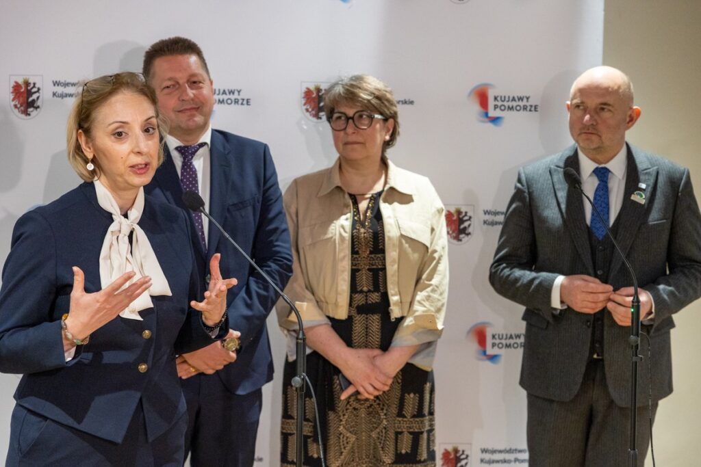 Press briefing before the seminar CoR NAT Commission in Toruń, photo by Mikołaj Kuras for UMWKP