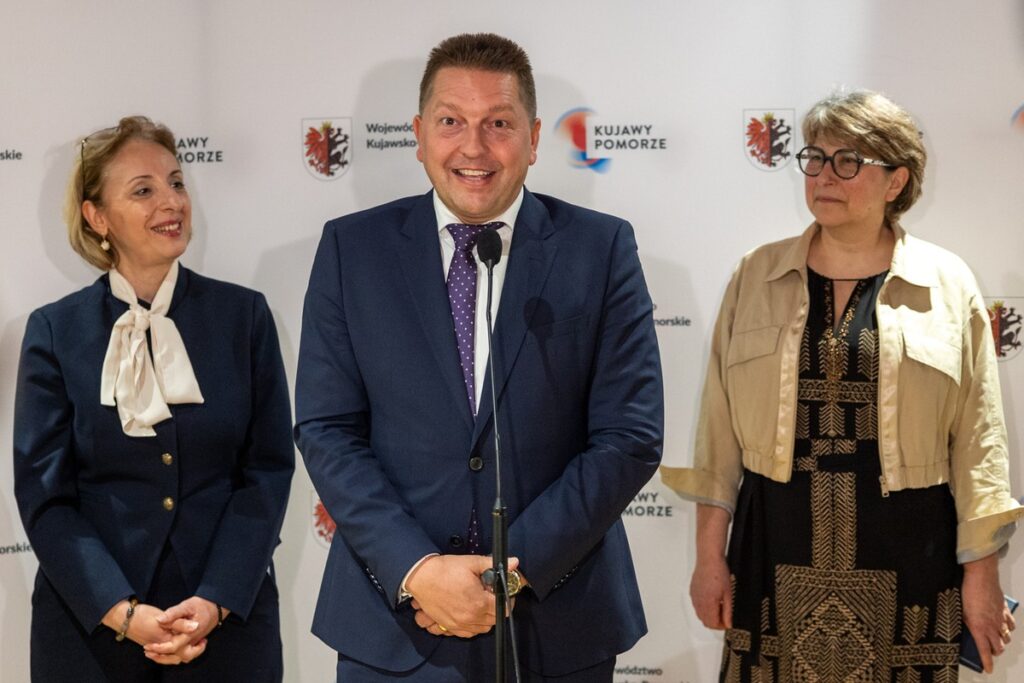 Press briefing before the seminar CoR NAT Commission in Toruń, photo by Mikołaj Kuras for UMWKP