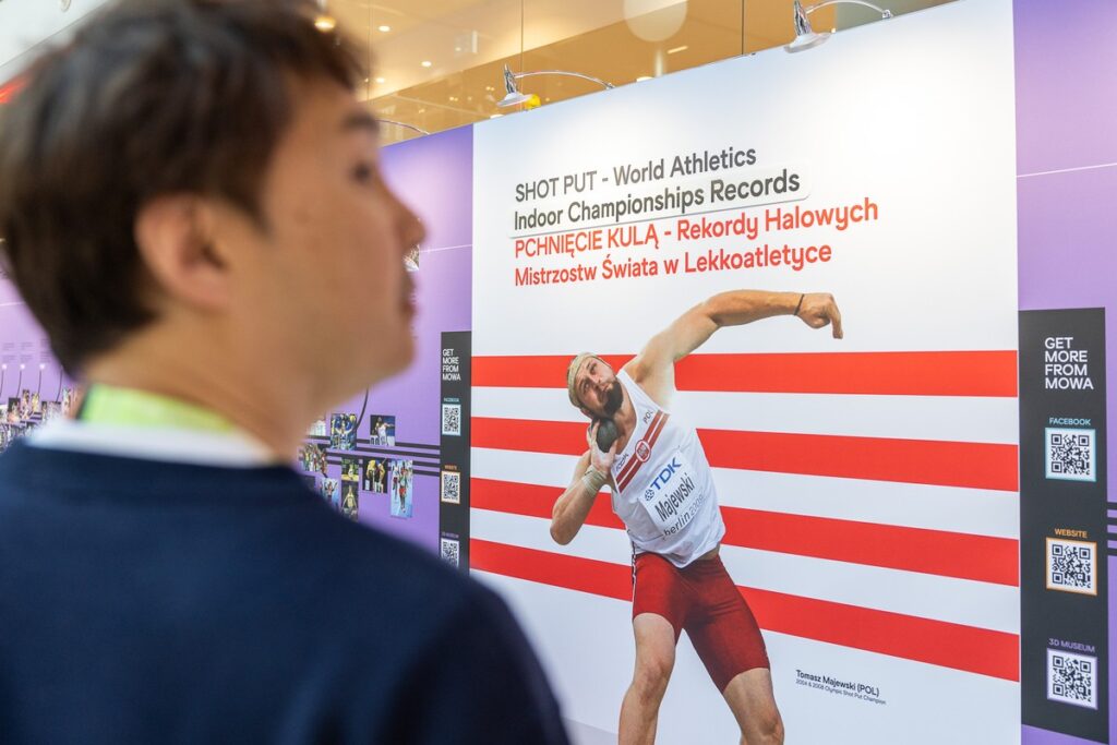 Przekazanie eksponatów do MOWA, fot. Szymon Zdziebło/tarantoga.pl dla UMWKP