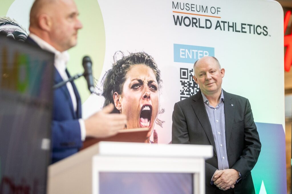 Przekazanie eksponatów do MOWA, fot. Szymon Zdziebło/tarantoga.pl dla UMWKP