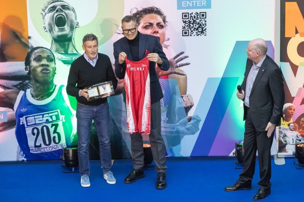 Przekazanie eksponatów do MOWA, fot. Mikołaj Kuras dla UMWKP