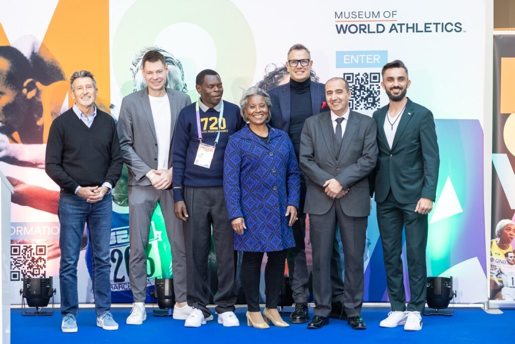 Przekazanie eksponatów do MOWA, fot. Mikołaj Kuras dla UMWKP