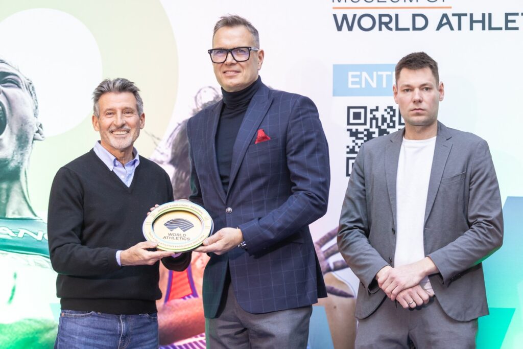 Przekazanie eksponatów do MOWA, fot. Mikołaj Kuras dla UMWKP