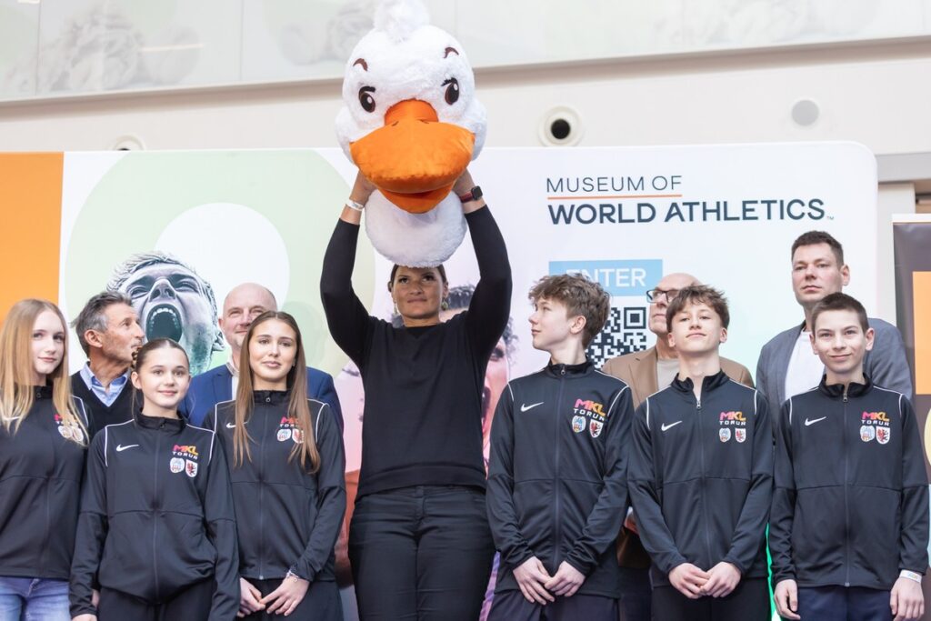 Przekazanie eksponatów do MOWA, fot. Mikołaj Kuras dla UMWKP