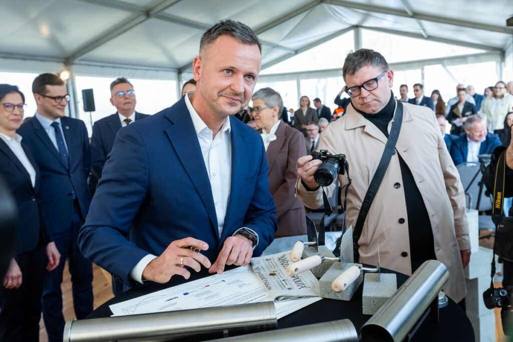 Laying of the foundation stone for the future research and development center of Holcim Polska, photo by Tomasz Czachorowski / eventphoto for UMWKP