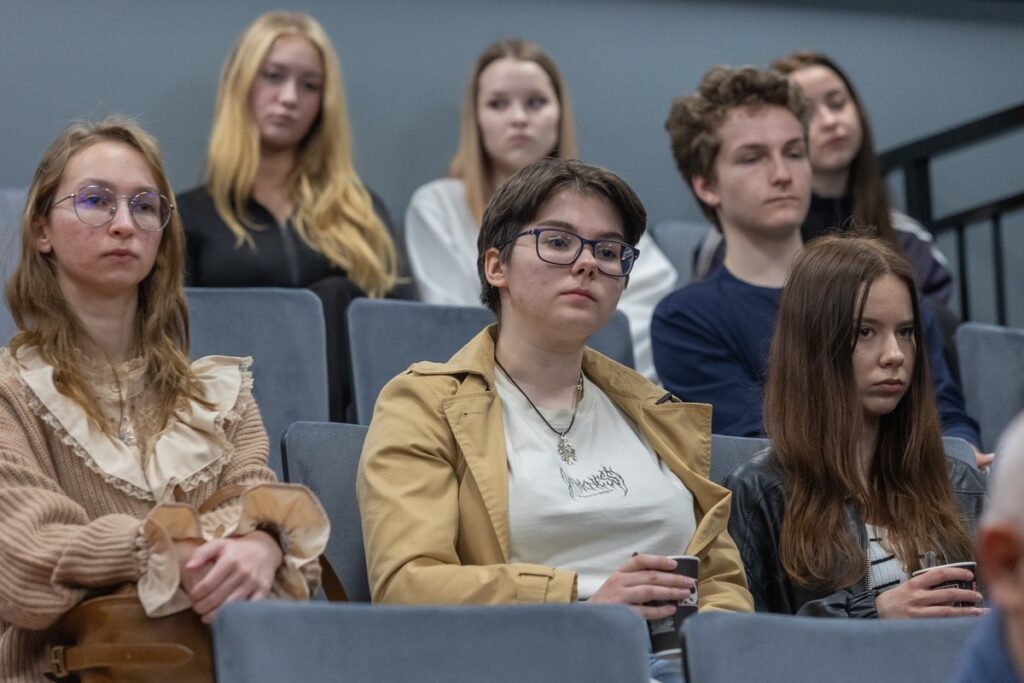Odsłonięcie pomnika Zbigniewa Herberta w Toruniu, fot. Mikołaj Kuras dla UMWKP